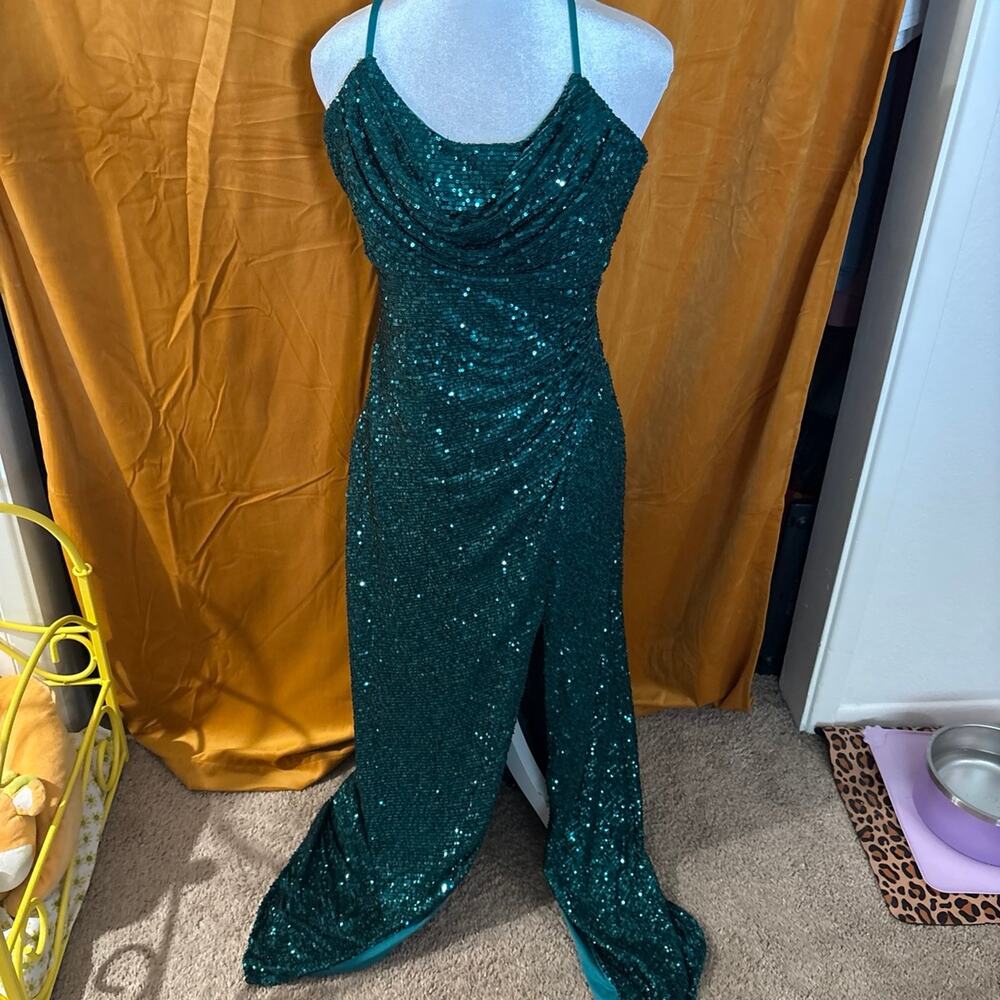 Morgan & Co Emerald Green Sequin Cowl Neck Maxi Dress Size Small